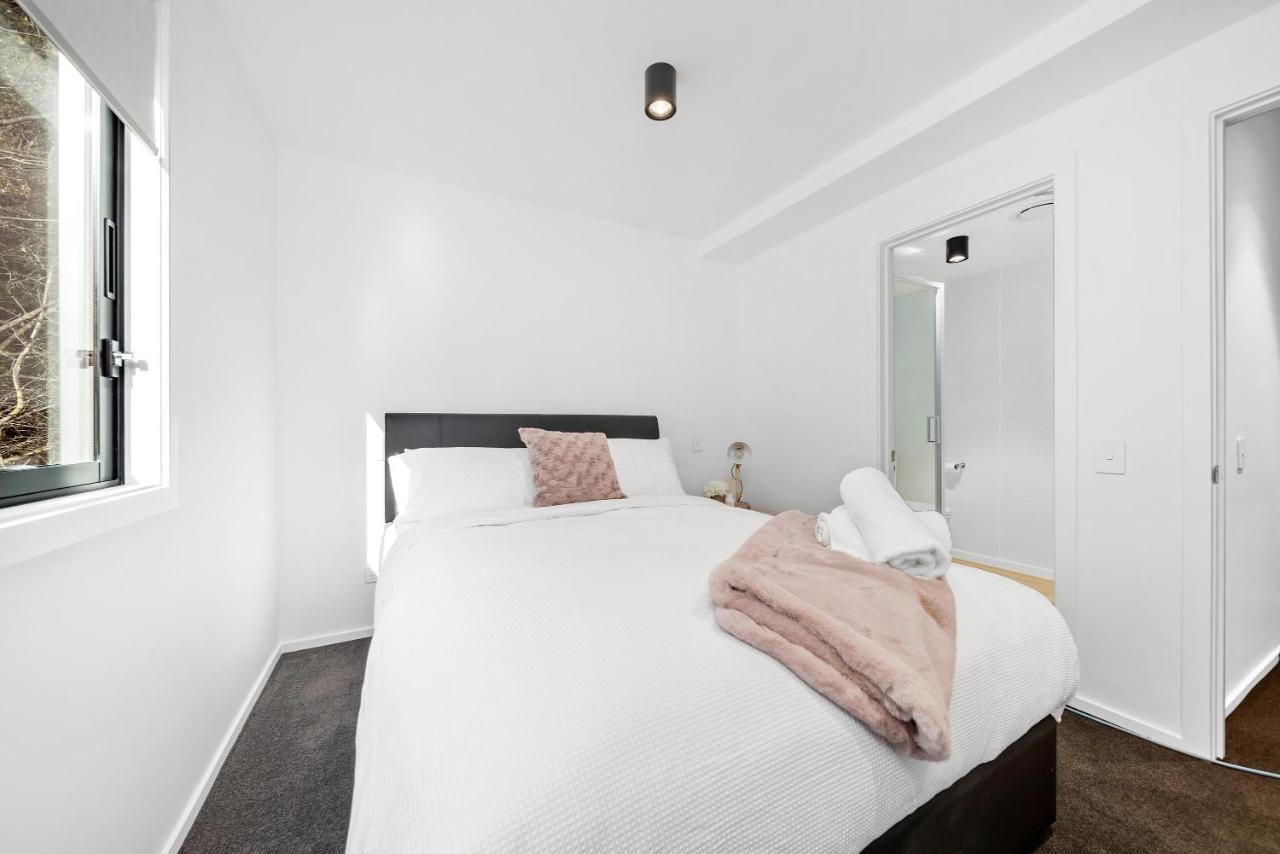 2 Bed 2 Bathroom Brand New Paradise 8 Mins To Cbd クイーンズタウン エクステリア 写真